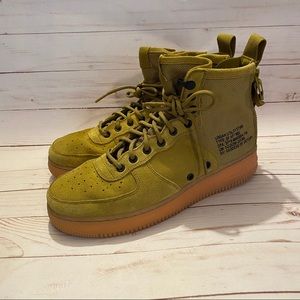 Air Force 1 Mid 'Desert Moss' Men’s Size 9